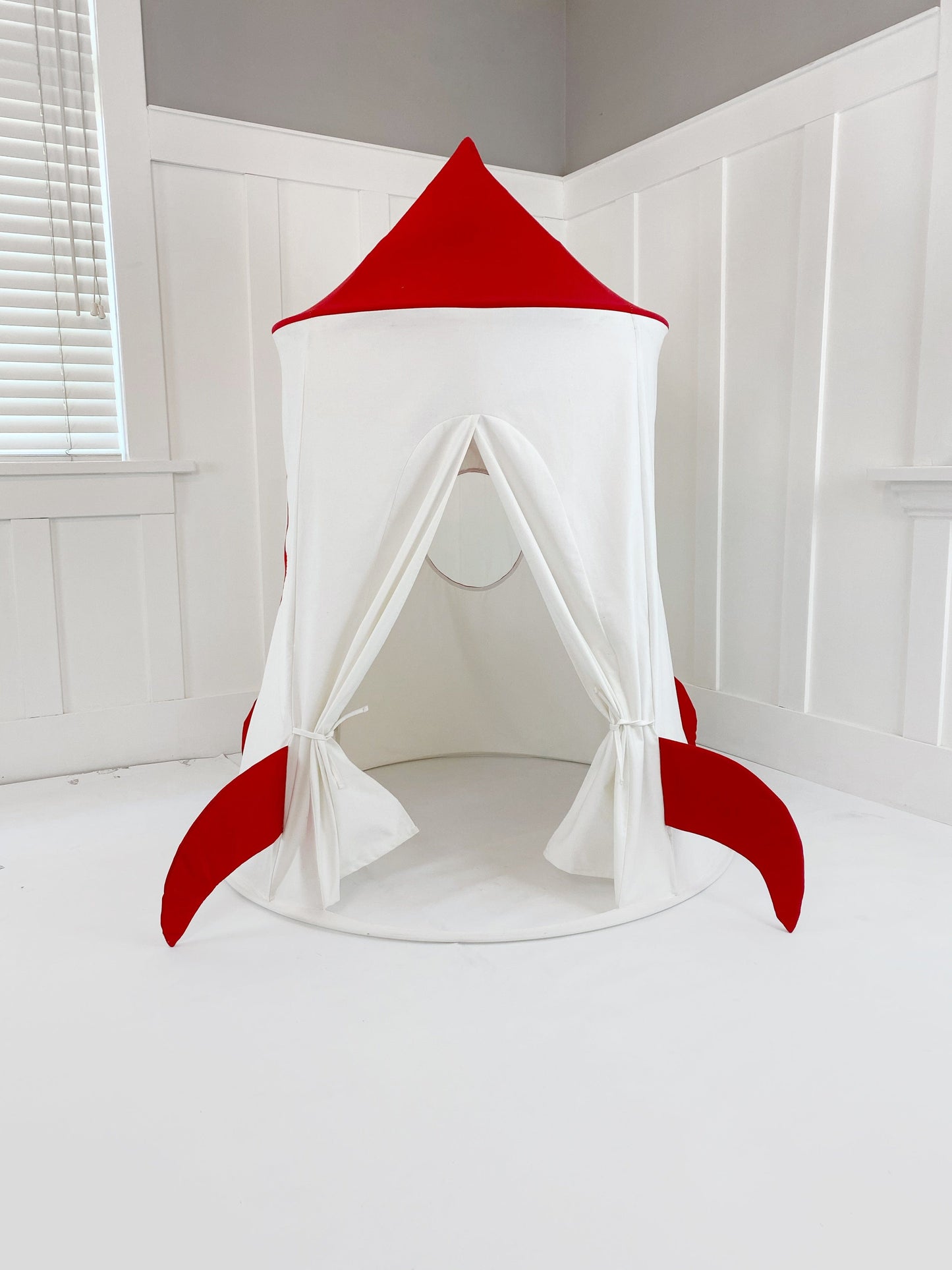 Domestic Objects Spaceship Play Tent