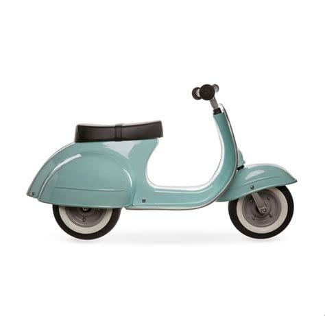 Amboss Toys Primo Classic Italian Scooter